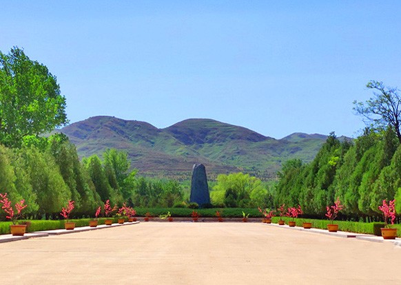 中华永久陵园环境